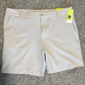 Men’s All in Motion Beige Motion Wicking Golf Short